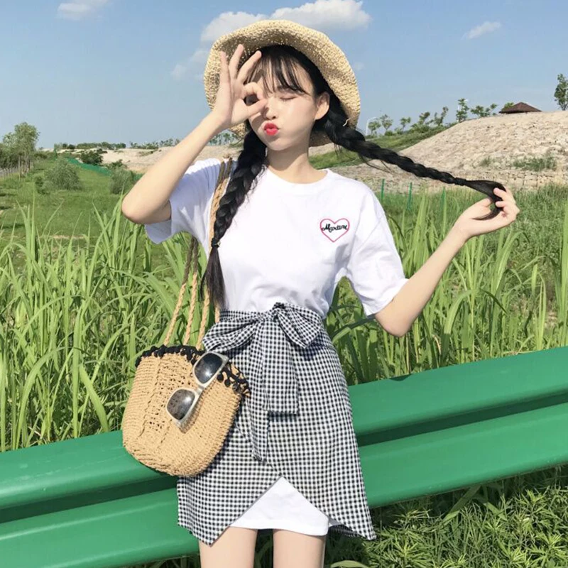 Fashion Summer 2019 New Set Korean Version Embroidery Medium-length T-shirt Student Plaid Skirt Two Women's Clothing Sets | Женская