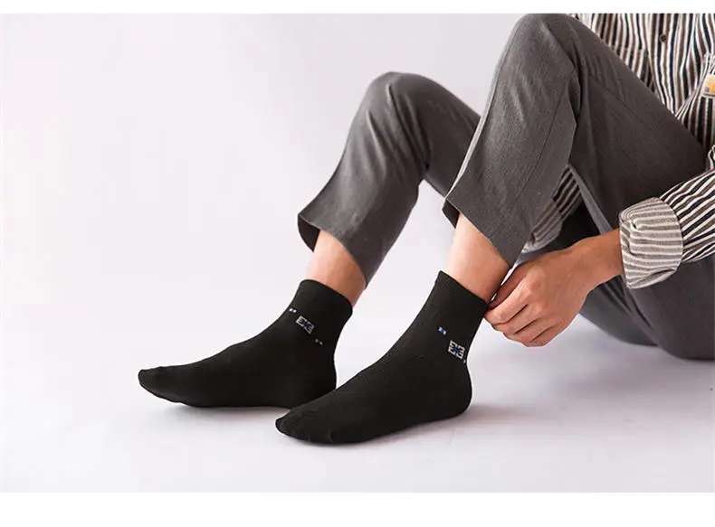 5pairs Lot Men socks Striped Plaid Diamond Solid Socks Men Combed Cotton Calcetines Largos Hombre Breathable Male Socks Business 01