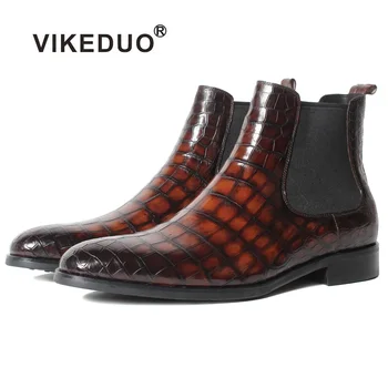 شراءVikeduo الساخن اليدوية مصمم التمساح الرجعية التمساح موضة فاخرة الشتاء الكاحل الأحذية الفراء جلد طبيعي الرجال الأحذية الذكور
