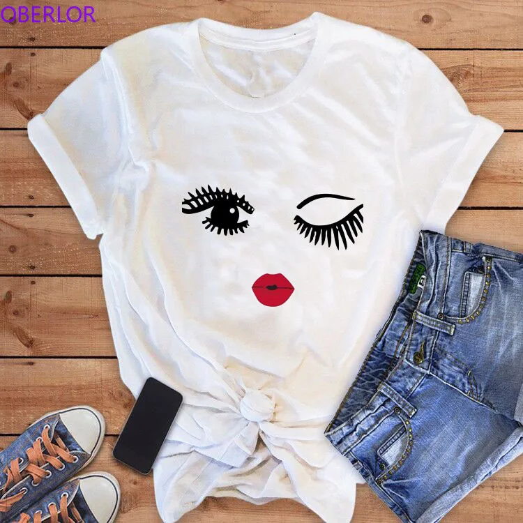 

T Shirts Women 2019 Summer Causal Short Sleeve T-Shirts Cotton Women White Round Neck Wink Eyes Make Up Print Cute Tee