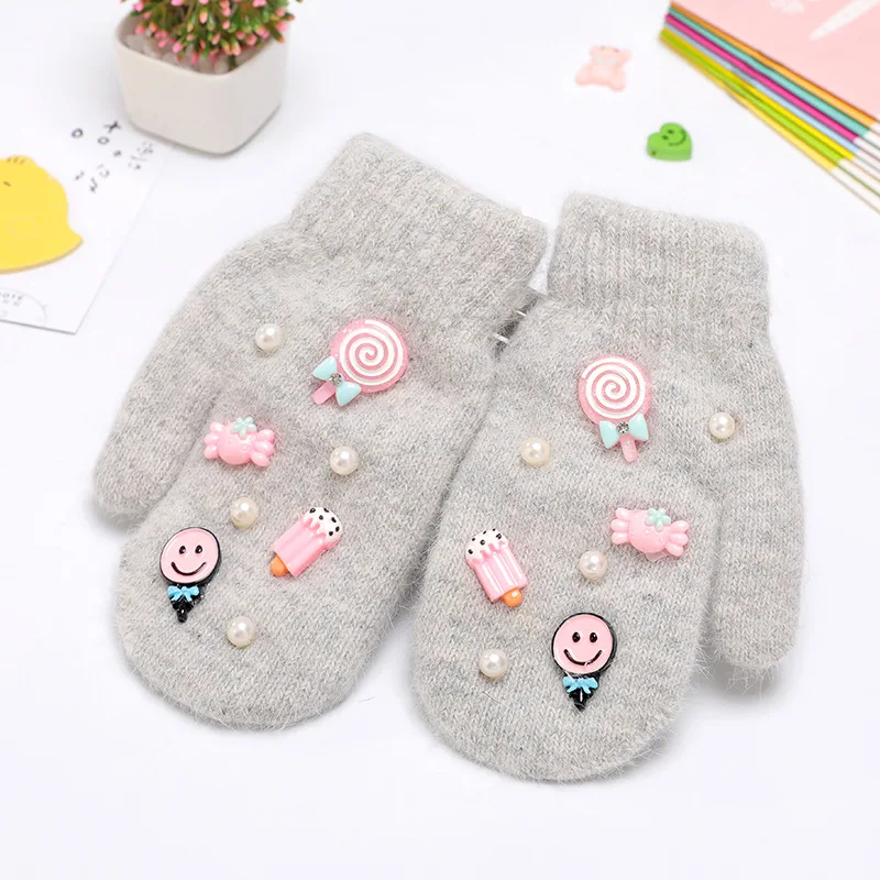 Wecute/кашемировые шерстяные перчатки для маленьких девочек; плотные теплые перчатки для детей; Зимние новые дизайнерские перчатки ярких цветов для детей от 2 до 6 лет