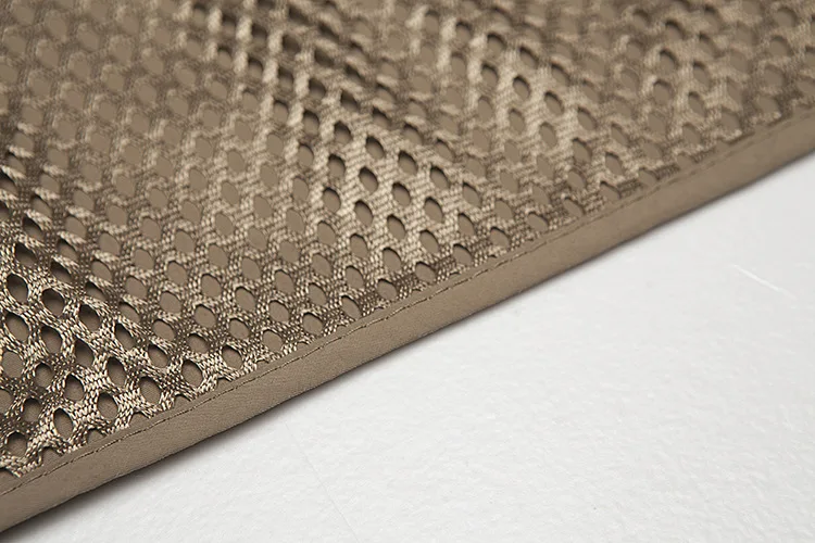 2138641675_2052480870