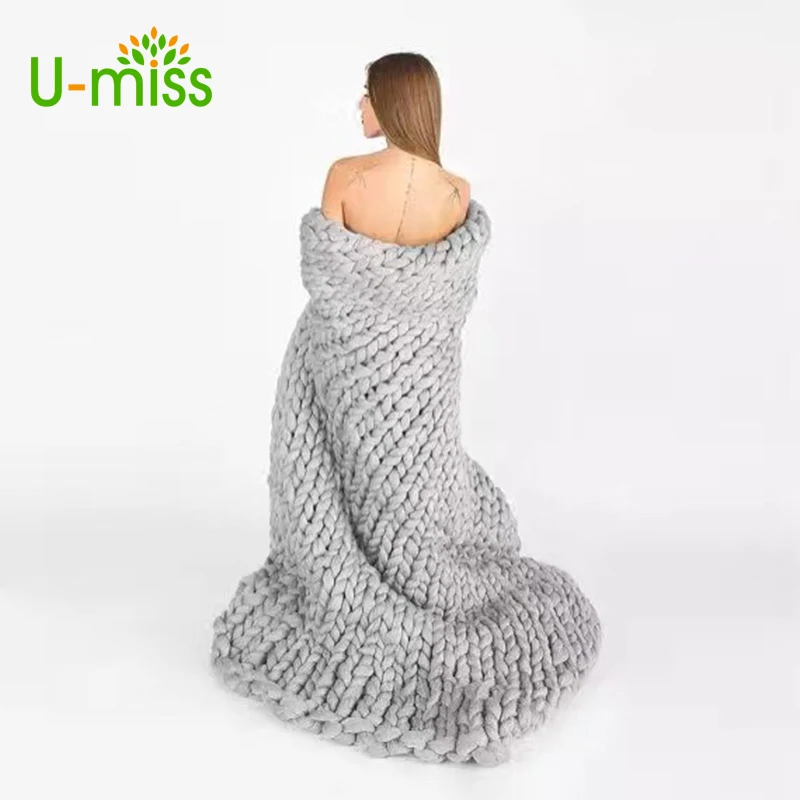 

U-Miss Photo Taking Props Thick Line Knitted Wool Blanket Blending Anti-Pilling Super Soft Used In Bed Sofa Plane Giant Knitting