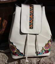 Envío libre 2016 del zurriago femenino mochila mochila hecha a mano del bordado femenino satanisms nacional única verdadera mochila de cuero