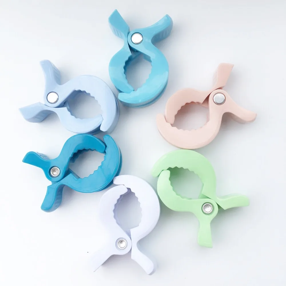Carrinho de Bebê Carrinho de Criança Tampa de Assento do Carro Cobertor de Musselina Lâmpada Bebê Acessórios Mordedores Clips Estacas Jogo Ginásio Gancho Clipes Organizador Brinquedos Infantil 5 Estojos e corrente p chupetas