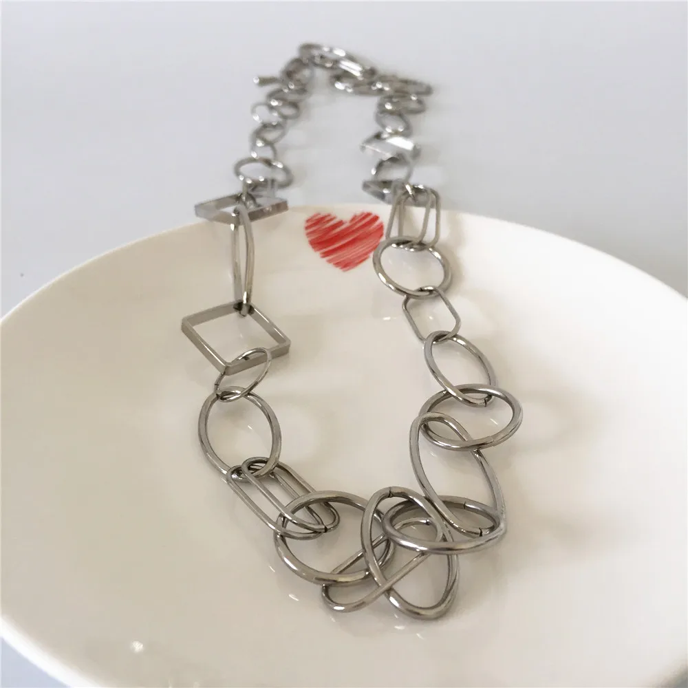 

CASUAL RHODIUM COLOR PLATING OVAL SQUARE LINKED LONG NECKLACE