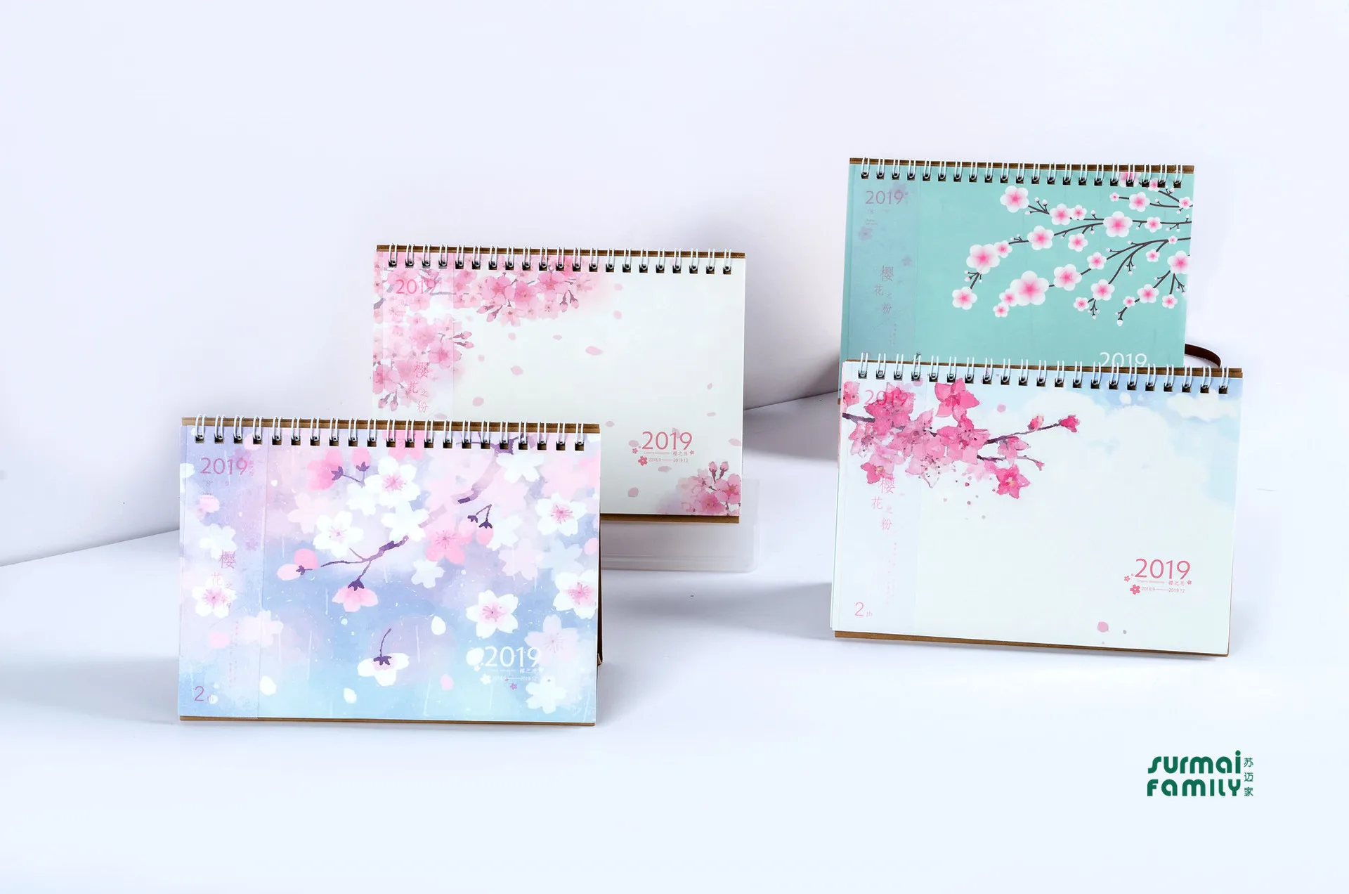 

2019 year Beautifui Cherry blossoms Table Calendars flower Desk Calendar Office School Supplies 2019 Calendar (Random styles)
