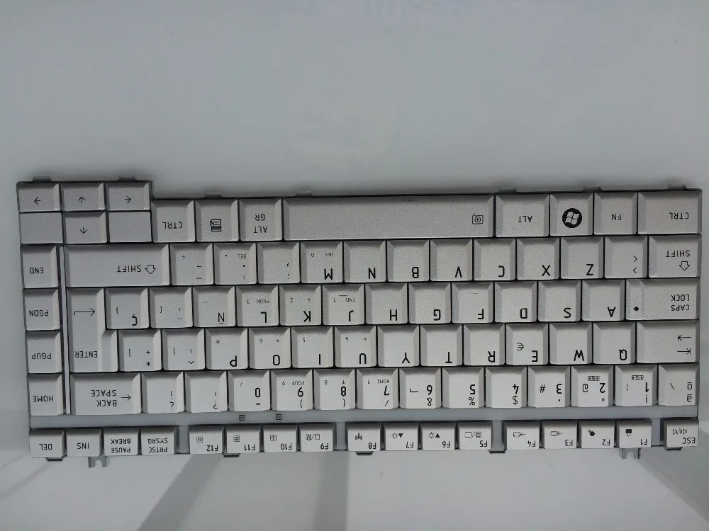 for Toshiba Tecra A9 Pro A200 A205 A210 A215 A300 M200 M205 M300 L300 L305 SP spanish laptop silver keyboard teclado PK1301801HO |
