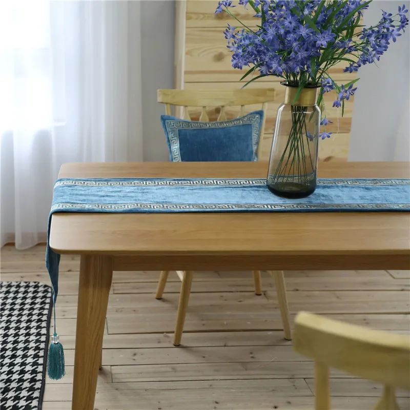 Luxury Chenille Blue Table Runner Dust Cover Contracted End Of Bed Table Flag Tassel Tablecloth For Wedding Party TV Cabinet Luxury Chenille Blue Table Runner Dust Cover Contracted End Of Bed Table Flag Tassel Tablecloth For Wedding Party TV Cabinet