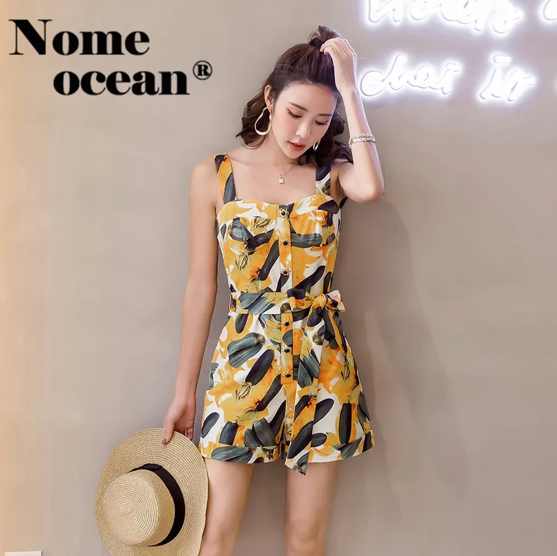 

Single Breasted Button Women's Jumpsuits Spaghetti Strap Women Shorts Playsuits 2018 Summer Belted Short Jumpsuit M18042605