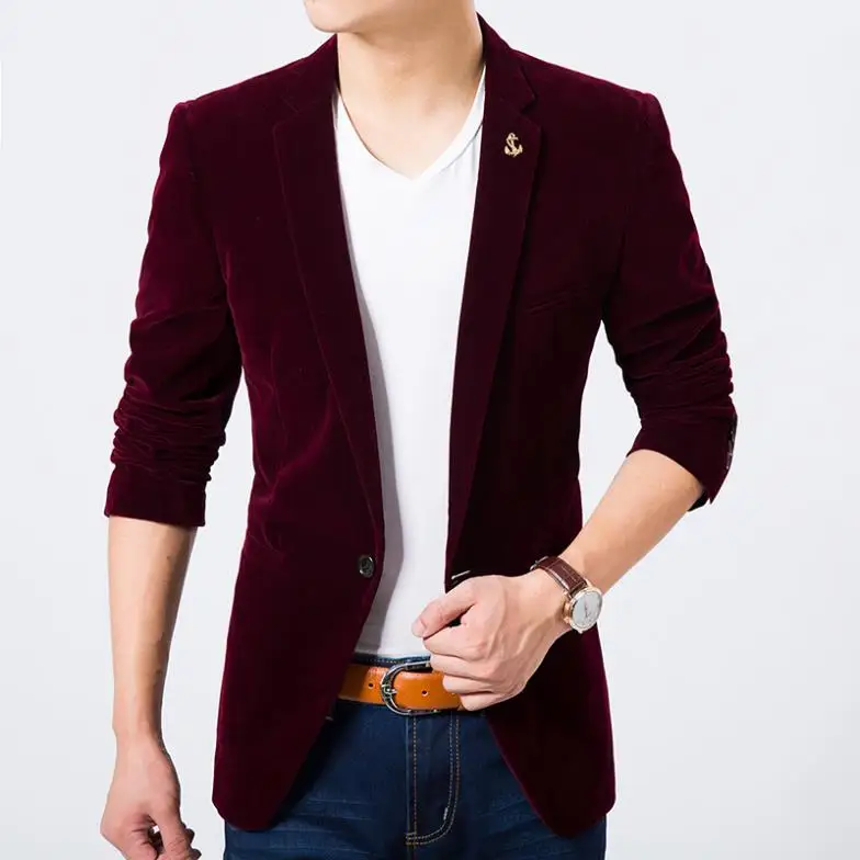 The velvet jacket is having a ‘moment’. But isn’t meant to be a sartorial staple in the men’s style canon. That’s great news, meaning you get to have fun with it; experimenting with a.