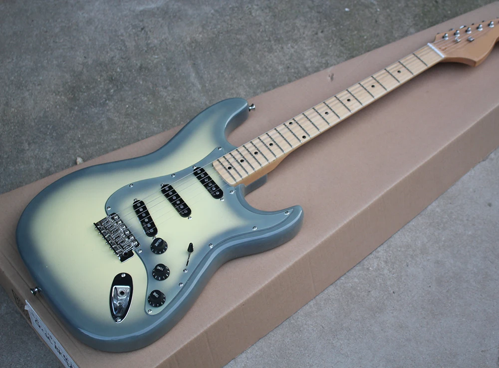 

Factory Gray and Cream Electric Guitar with Chrome Hardwares,Maple Fretboard,Black SSS Pickups,Can be customized