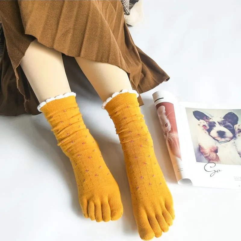 

2019 New Women Print Flower Multicolor Five Toe Socks Female Lovely Fashion Casual Cotton Socks Cute Funny Korean Style Hosiery