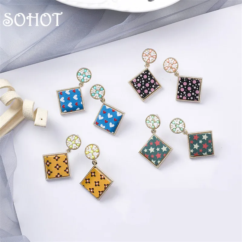 

SOHOT Cute Tiny Square Colorful Printing Women Short Drop Earrings Chic Trendy Geometric Creatived Birthday Party Jewelry Brinco