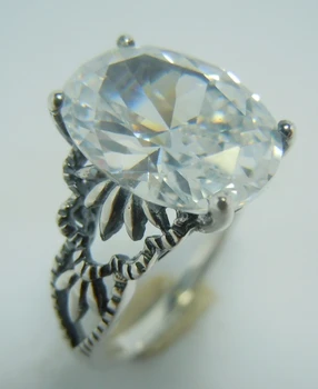 

The queen temperament Popular fashion ancient silver ring ring for women