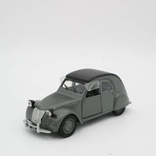 El nuevo modelo especial de Metal fundido a presión 1952 2CV Vintage Sedan escritorio muestra colección de juguetes para niños