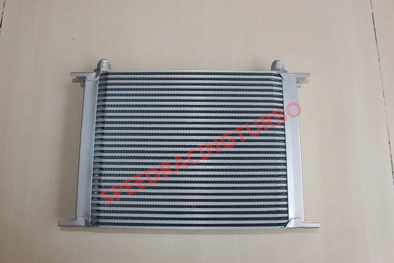 

Universal 8AN OIL COOLER - 25 ROW ENGINE OIL COOLER - 3/4"UNF16 AN-8 SILVER