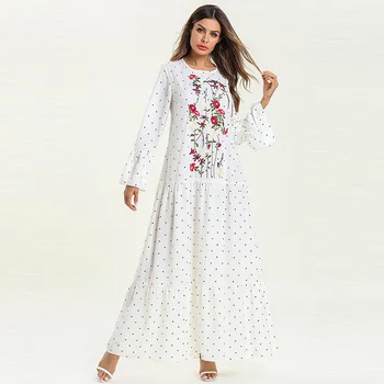 

Middle East long-sleeved white print black dot thin dress summer dress Muslim embroidered folds stitching large swing dress