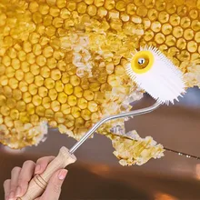 Горячая раскачивание игольчатый ролик деревянная ручка пчелиный мед расческа извлечение инструмент пчеловодства оборудование LSF99