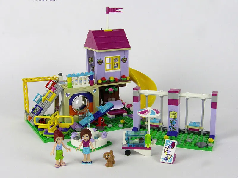 LEGO Friends Heartlake City Playground 41325 Building Kit (4)