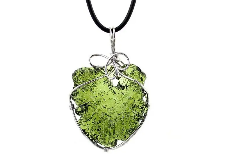 40-50ct Премиум качество драгоценный камень зеленый Besednice Moldavite Tektite метеорит листовая подвеска