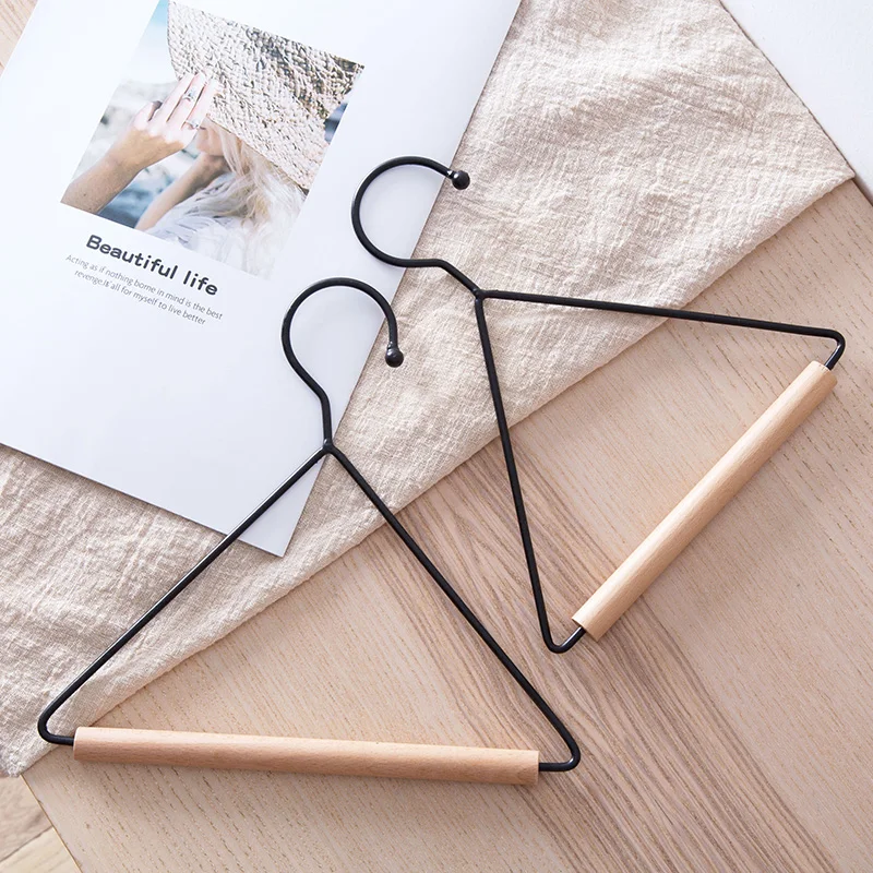 منشفة مطبخ رف الأنسجة حامل لفائف الورق والأوشحة مثلث طبق القماش رف حامل الحمام المرحاض تخزين هوك الخشب المنظم