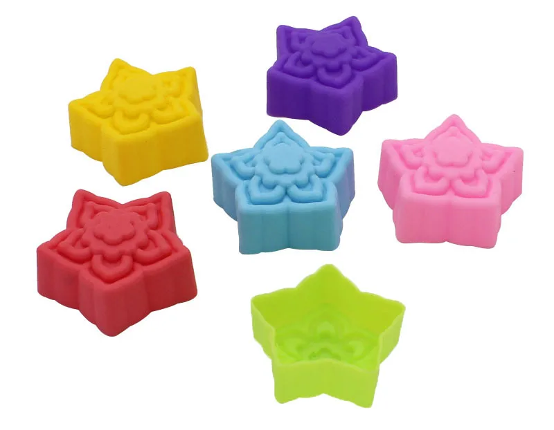 Silicone cake mold