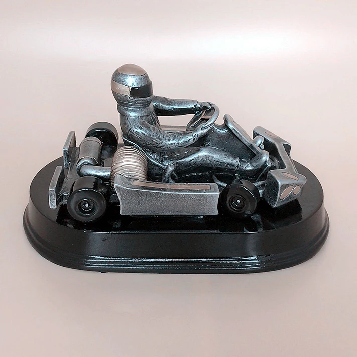 

2018 Resin Racing Car Trophy Decoration Great Craft Household Ornaments Simple Antique Home Decor