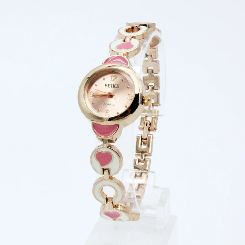 Promotion 2016 New Watch Women Fashion Crystal Diamond Bracelet Quartz Watches Band Ladies Love Heart Wristwatch