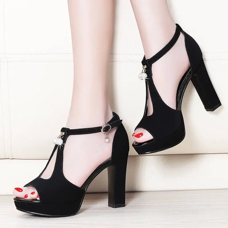 

2019 New Large size women's shoe Hollow Rome high heels Sexy Women High Heels single shoes banquet fish mouth sandals