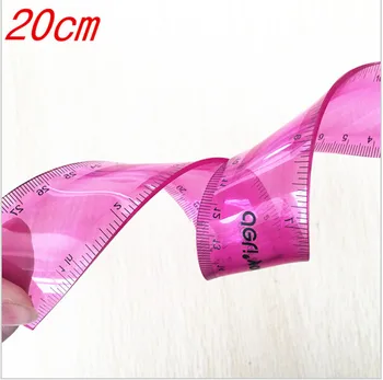 

1pcs Student Stationery Creative Cute Soft Feet Straight Bendable Universal Ruler Ruler 20cm