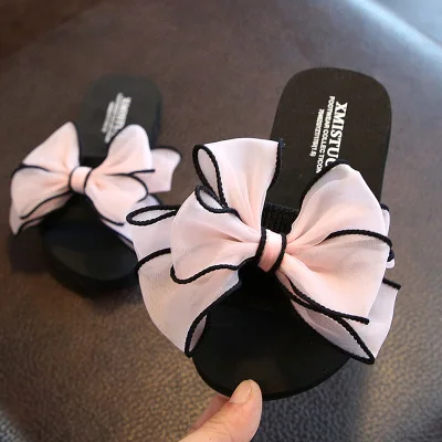 Новые тапочки для девочек; обувь для родителей и детей; пляжная обувь с бабочками и цветами для больших девочек; Летняя обувь на толстой подошве; милая детская обувь с открытым носком - Цвет: Розовый