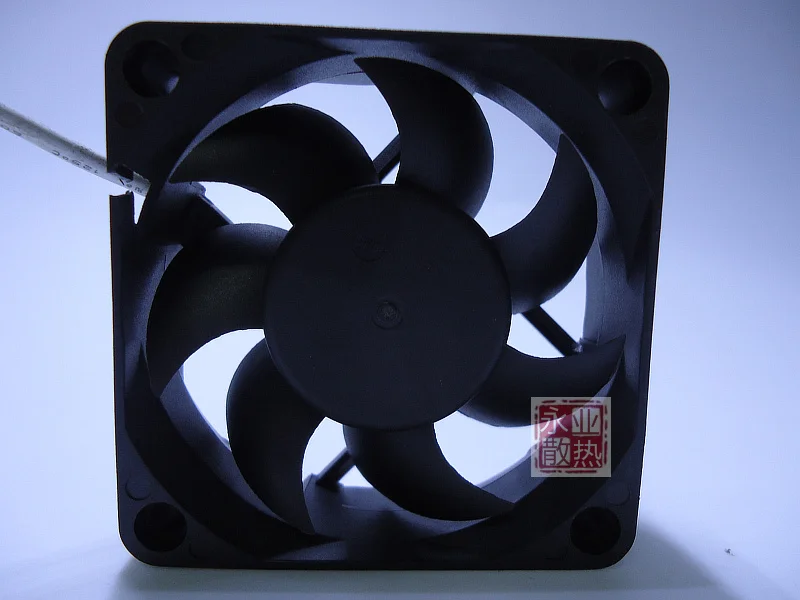 Y.L вентилятор D60SV 12C DC 12V 0.50A 60x60x20 мм 2 провод Сервер