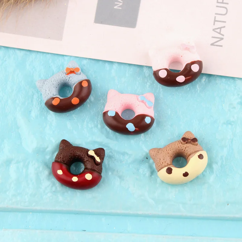 

10pcs 16*15mm Resin desert Doughnut donut charms craft ornament diy cabochon jewelry Handicraft Material Wholesale Accessories