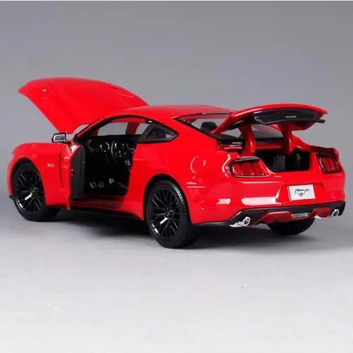 Maisto 1:18 2015 Ford Mustang GT литье под давлением модель спортивный гоночный автомобиль