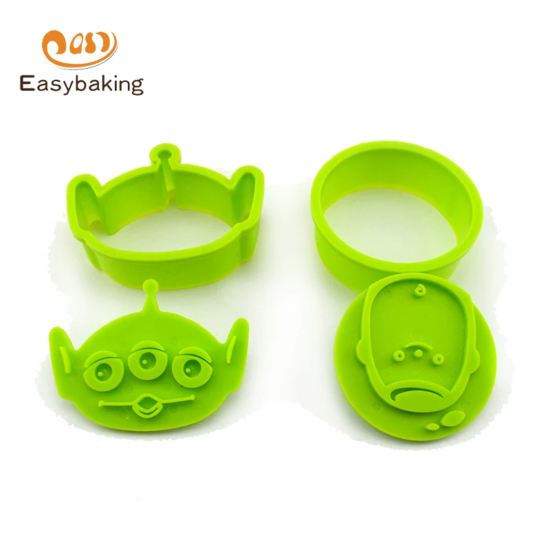 

Birthday Party Kitchen Accessories Baking Tools 3D Biscuit Mold Star Wars C-3PO Robot Plastic Cookie Cutter Stamps ECC-012