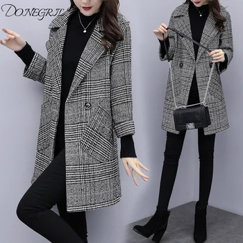 

2020 spring and autumn winter new Korean version of the loose thin plaid woolen coat long woolen coat female