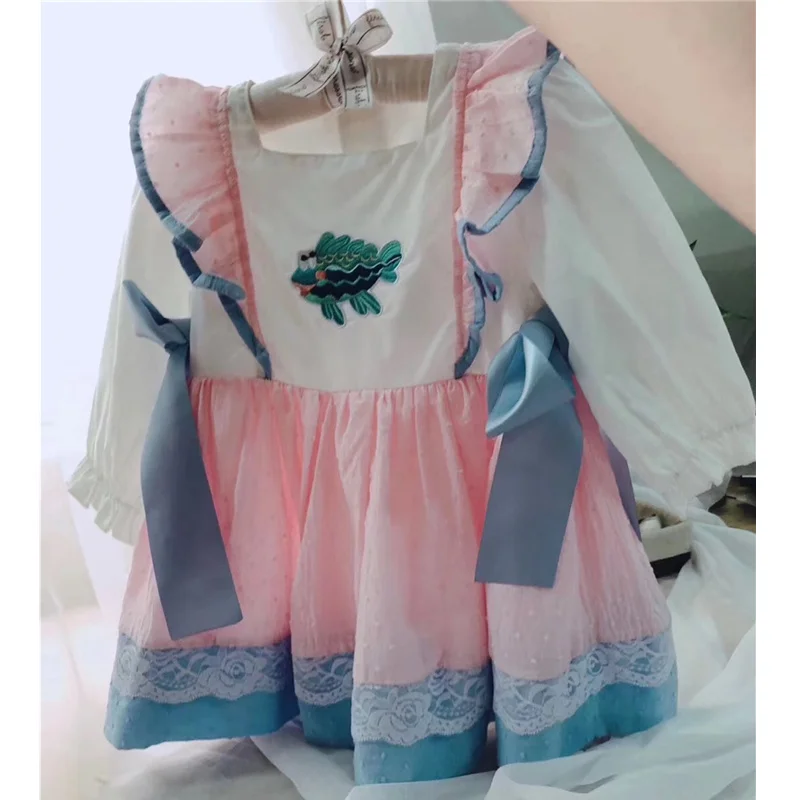 

New autumn baby girls dress embroidered fish sleeve sweet baby girls princess dresses boutique kids costume