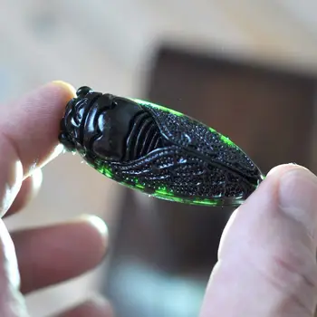 

1Pcs Chinese Exquisite Green Jade Hand-Carved Pendant Cicada Hot
