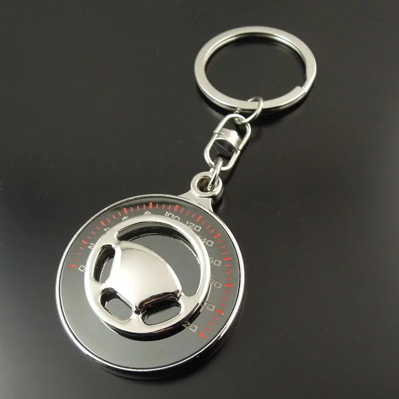 GraceAngie Metal Male Novelty Trinket Poker Key Chain Alloy Steering