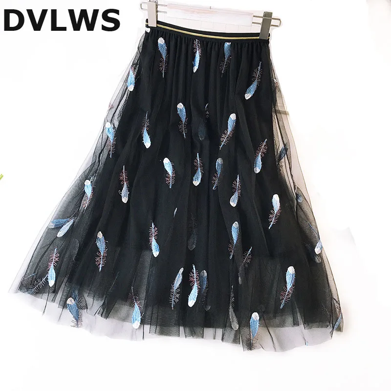 

2019 Fashion Embroidered Feather Skirts Womnes and Girl Sweet Fairy Pink Skirts 2019 new Ladies Pleated Skirts