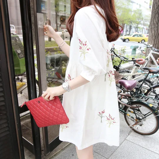 Summer Loose Casual Maternity Blouses O-neck Flower Embroidery Pregnant Shirts Bell Half Sleeve Pregnancy Blouses Clothing