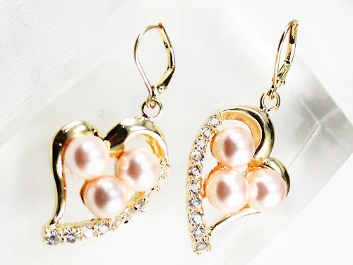 

hot sell new - Latest Round Shell Pearl With Heart-shape Stud Earring ER00051 8mm