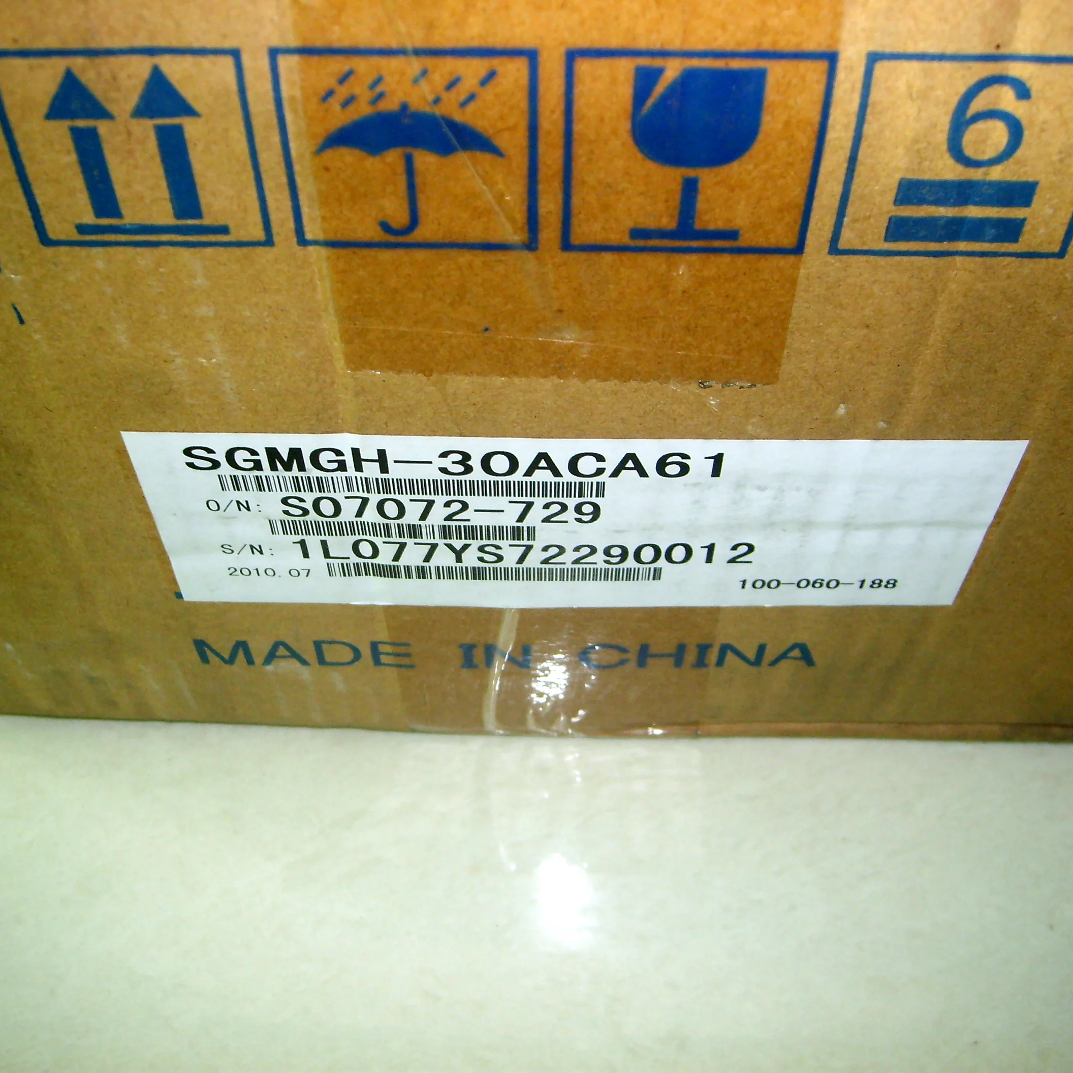 

NEW AC SERVO MOTOR SGMGH-30ACA61 ORIGINAL PACKAGING