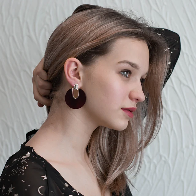 Women’s Resin Acrylic U-Shape Earrings