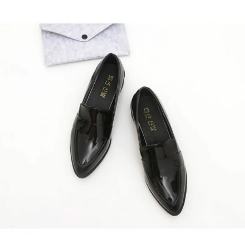 

2018 Autumn New Pointed Chunky Shoes Female Black College Style Metal Buckle Footwear