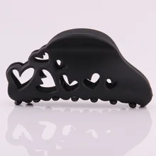 New Fashion Large Size Hair Clips For Women Plastic Hollow Out Heart Hair Claw Tins Hair Clamp Summer Washing Hair Making Up hollow out alloy heart hair accessory