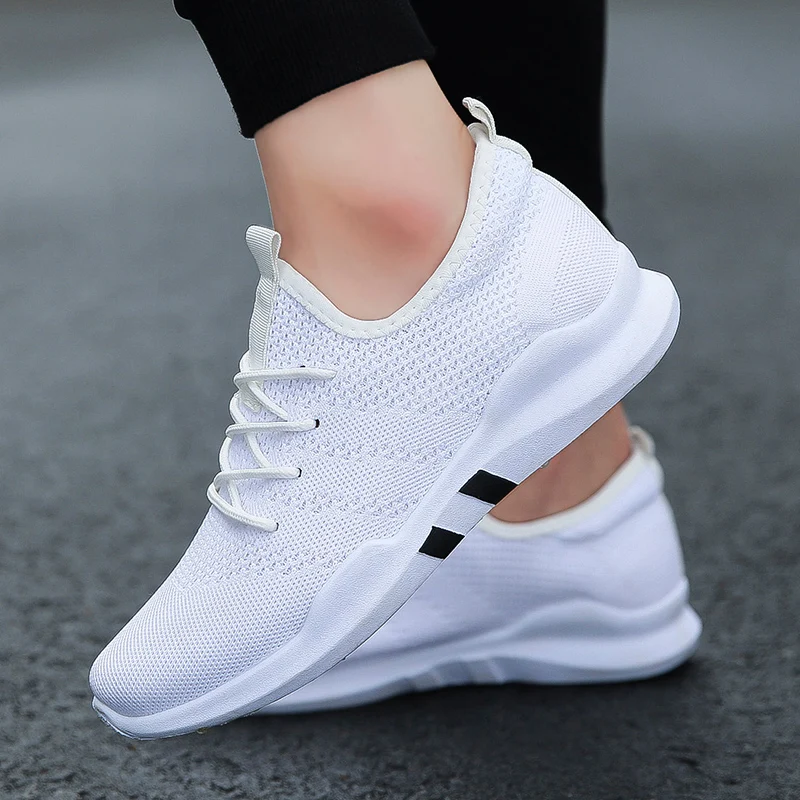 

2019 new Outdoor Running Shoes For Men Breathable mesh men Sneakers Lace-up men sport shoes male shoes adult light gym shoes