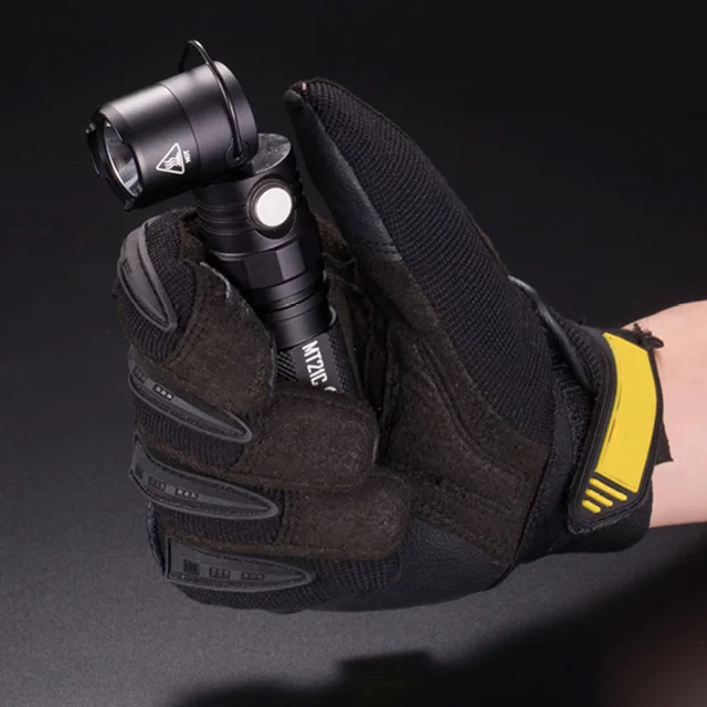 

1pc best price NITECORE MT21C Multi-functional 90 degree adjustable flashlight 1000LM portable casting flashlight without batter