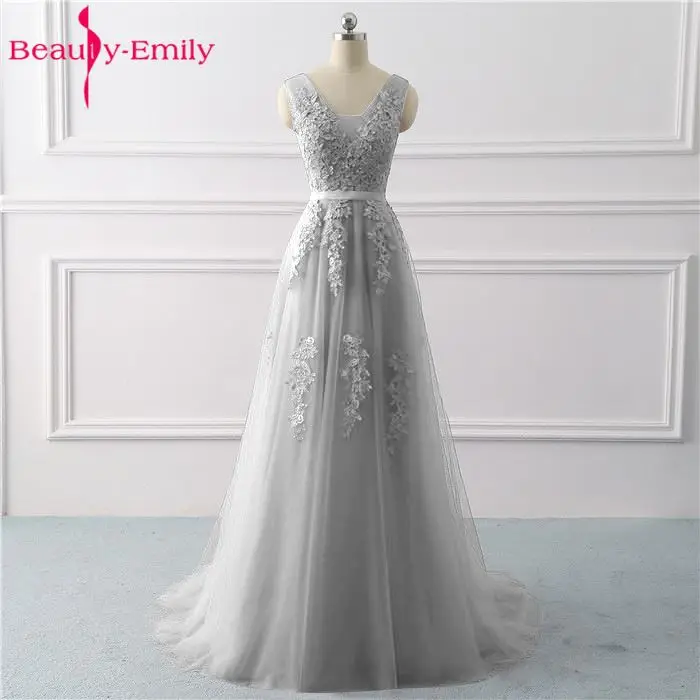 

Beauty Emily Lace V-neck Long Evening Dresses 2019 Sexy Open Back Prom Gowns Tulle Sleeveless Pleated Party Dress robe de soiree